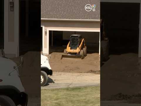 Rock and mudslide impacts 3 homes in Holladay