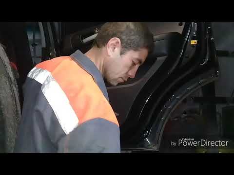 Санёнг кайрон, снятие обшивки двери!