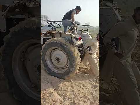 आदिल खान ने अपनी ताकत से टकटर     को रोका💪💪🇮🇳🇮🇳