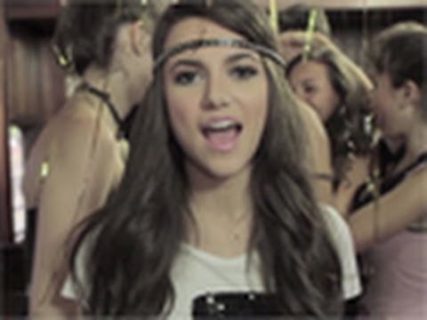 Manu Gavassi - "Planos Impossíveis" - Clipe Oficial
