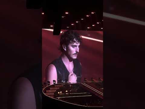 Benson Boone covers ADELE when we were young