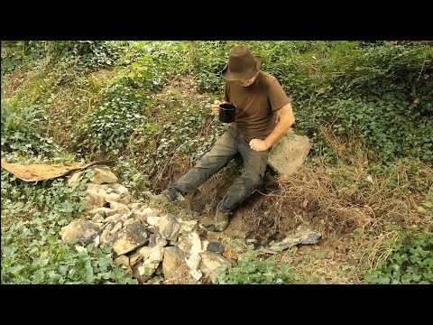 My last drop of water - Bushcraft trip skills stones clays outdoors survival off grid living