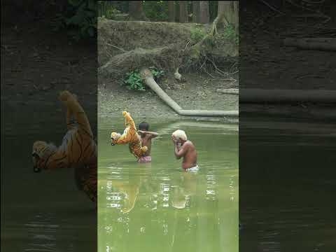 MOST FAKE TIGER SCARY PRANK ON BATH MAN! | SAGOR BHUYAN #faketigerprank #shorts