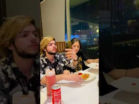 Kon kon us larki ko janta hai