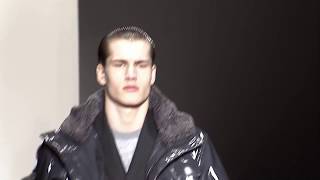 Slicked back hair - Men's Fashion