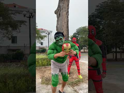 Đừng Tưởng Cướp Được Mặt Lạ Của Deadpool | Marvel Real Life