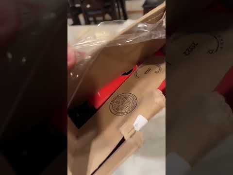 Nike shipping woes 🫠🫠🫠 #nike #sneakerhead #ups #stolenshoes