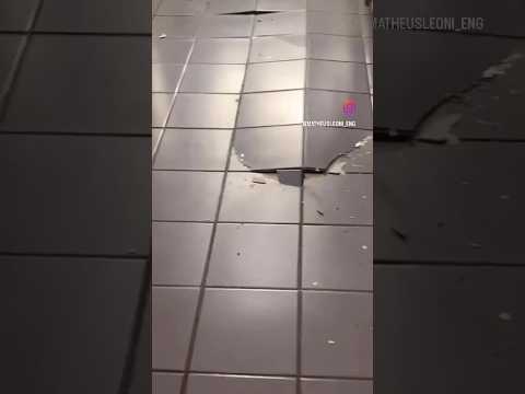 Плитка встала домиком, сама трескается 😱😱😱 #ремонтквартир #укладкаплитки #плитка