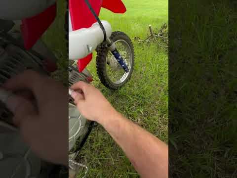 For everyone who thinks it’ll never run again with water in it #snorkel #pitbike #honda