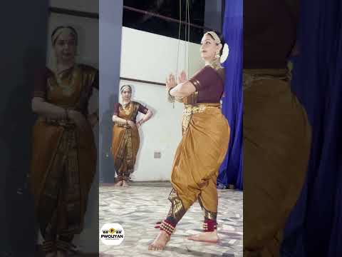 മോളും അമ്മയും ജനക്കൂട്ടം #actress #shortvideo