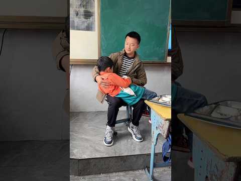 Gusse me ladle bete ko peet diya 😅