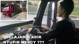 AJARIN ADIK NYUPIR TRUCK MERCY ???