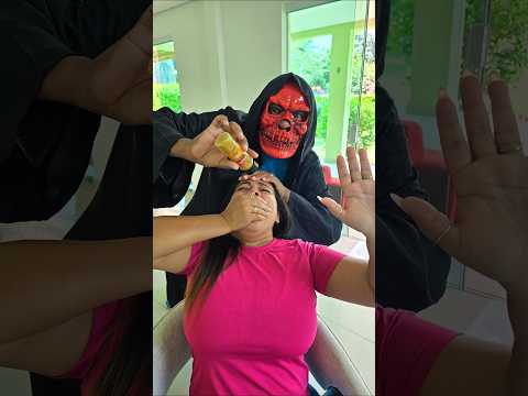 The Powder of the Skull #rescue #alone #sad #comedy #alone #funny #funnymoments