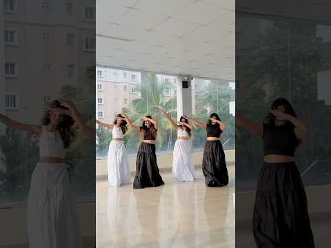 Je Payije Take It Take It 😍@SanjuRathodSR #shaky #dance #trendingonshorts #marathisong