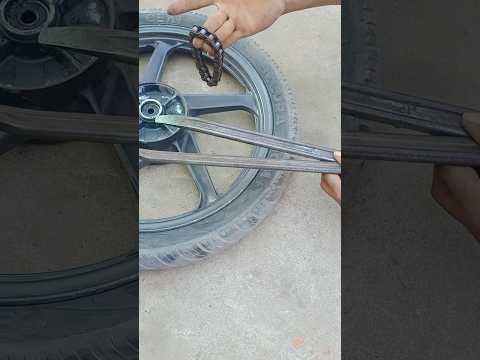 How to pop a motorcycle tyre off the bead with two levers/How to Break a Tyre Bead  Two Easy Methods