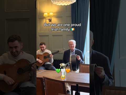 ‘We’re proud one irish ☘️ family’ 💚#irish#irishfamily #irishmusic #ireland 📸👉 @haydenbegley 💚