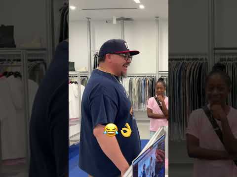 his shirt says WHAT??? 😭