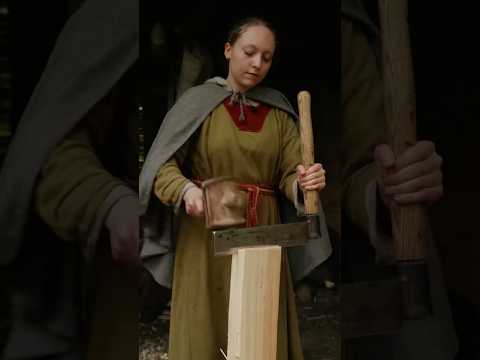 So wurden früher Holzschindel gemacht: Handwerk wie im Mittelalter