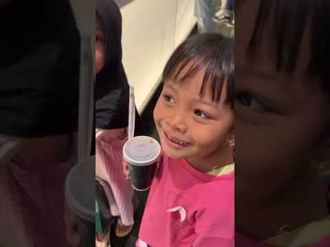 PERTAMA KALI NONTON BIOSKOP, LANGSUNG NONTON SIKS4 KUBUR😭 (Jangan di Tiru!!)