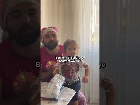 Çocuklarıyla Gelen Temizlikçi Behiye Abla / Oktay Şenol Skeç