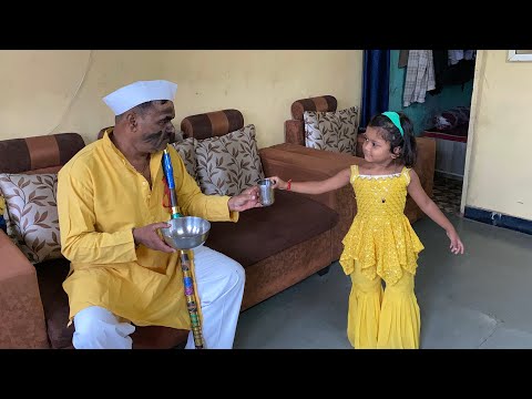 माऊने एका तहानलेल्या भिकाऱ्याला पाणी देऊन केली मदत🥹#mauli