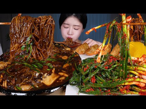 ASMR MUKBANG | 파김치 만든 날 ☆ 쟁반짜장 군만두 먹방! Green Onion Kimchi & Jajangmyeon & Fried Dumplings