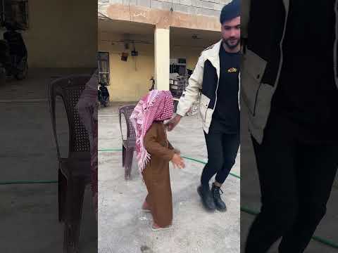 أشخاص جاو حته يضربون هاوي