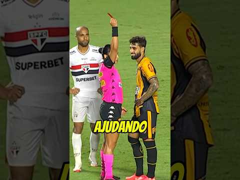 Essa Juíza tava ajudando o São Paulo. #spfc #futebol #futebolbrasileiro #paulistao