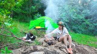 SOLO CAMPING OVERNIGHT IN THE FOREST - RELAXING - COOKING AND SLEEPING WITH NATURE SOUNDS _ ASMR