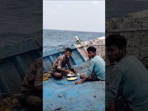 இன்று அவிச்ச மீன் பழைய கஞ்சி 😍