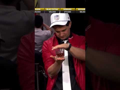 XAVIER MORTIMER CREATES A COCKTAIL OUT OF THIN AIR!!🥃