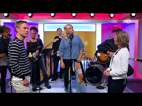 Sarah Connor in zerrissenen Jeans -„Ficka“(Live)-MoMa Morgenmagazin-22.Mai 2025 #livemusik #schlager