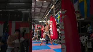 Day 4 of prepearing for my first muaythai fight in Thailand