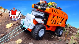 Truk pengangkut dan monster truck kecil! Tantangan di perjalanan 🚛🚜