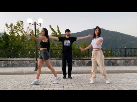 ALISHKA Ламбада Лезгинка 2025 Девушки Танцуют Lambada Lezginka Dance Чеченская Песня Balaken park