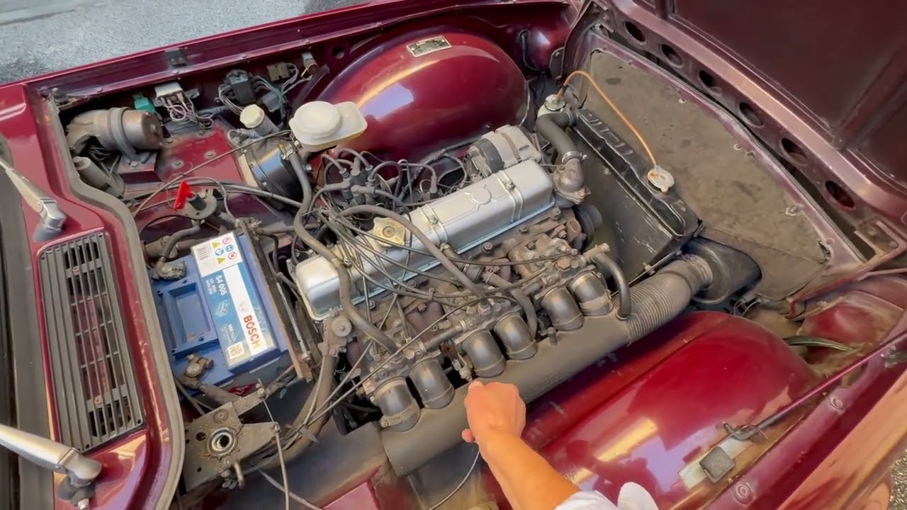 Vista previa del video del Triumph TR 6 PI (1973)