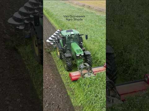 John Deere 6250R  #tractor Ploughing 😎
