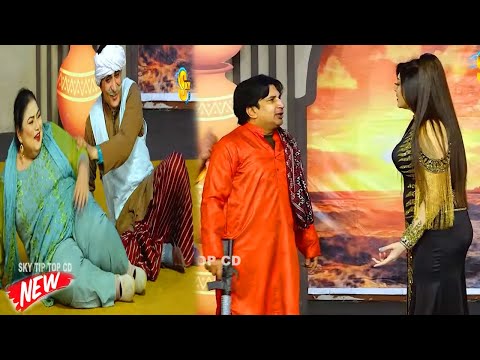 Qaiser Piya and Semi Khan | Sakhawat Naz | New Stage Drama | Aashiq Rang Baaz | Comedy Clip 2025
