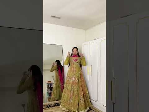 extra ordinary designer party wear lehenga👗👗👗 50/100