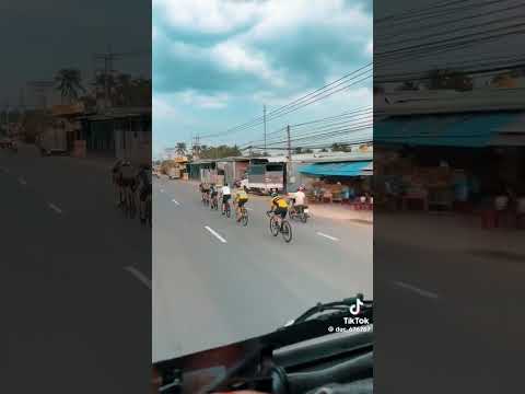 buổi chiều không có việc gì làm đi báo mấy anh xe đạp nha ae ???? #suhuong #xetaitiktok