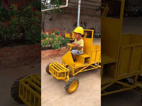 पापा ने मेरे ट्रक 🚘 से घर का सारा 🎃 काम कराया 😭 #shorts #funny #viral #youtubeshorts