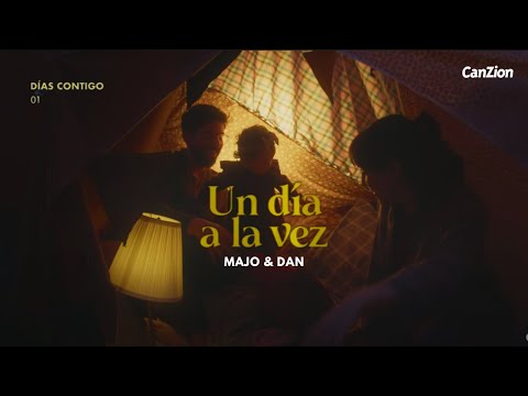 Majo y Dan - Un día a la vez  (Video Letra)