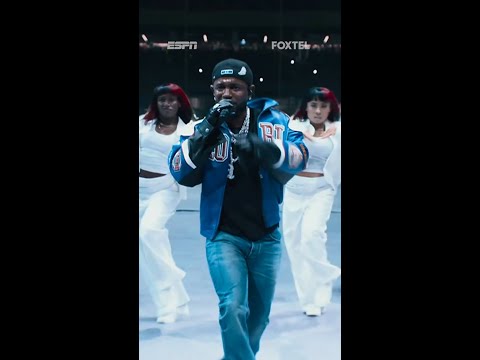 K-Dot performing during the Super Bowl Half Time show 🎤 #NFL