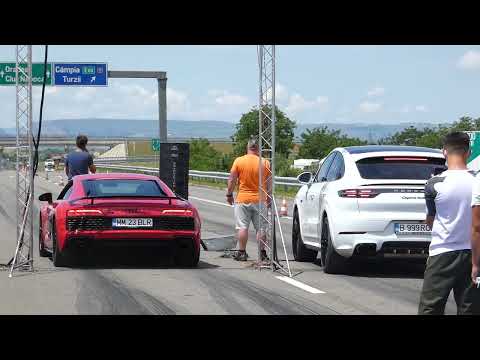 AUDI R8 vs Porsche Cayenne Turbo drag race on public roads