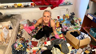 A Mother’s Story of Pain - Cat Disappears Into the Trash?!