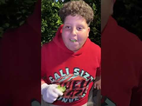 كواليس اكبر برجر في التاريخ 😳