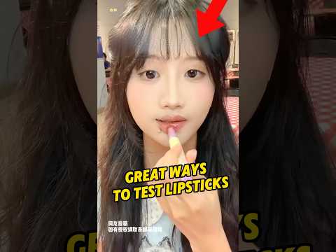 The clever idea of painting lipstick