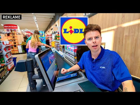 Arbejder i et Supermarked en hel dag