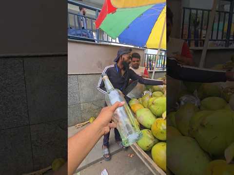 1 नारियल से भर दी पूरी की पूरी 750ml की बोतल 😱 #shorts #viral #trending #food