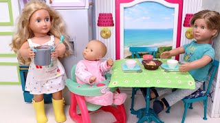 Mama Doll cooking soup! Practice vegetable names!